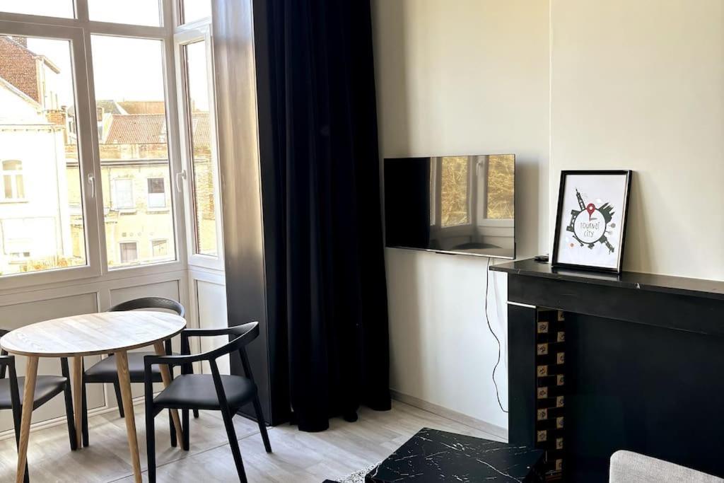 Appartamento Au Cabinet Childeric Tournai Esterno foto